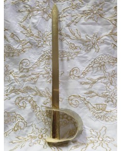 Espada de Metal Dourado